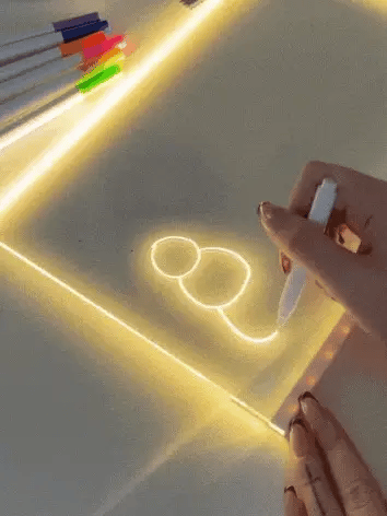 LED IŞIKLI YAZI TAHTASI